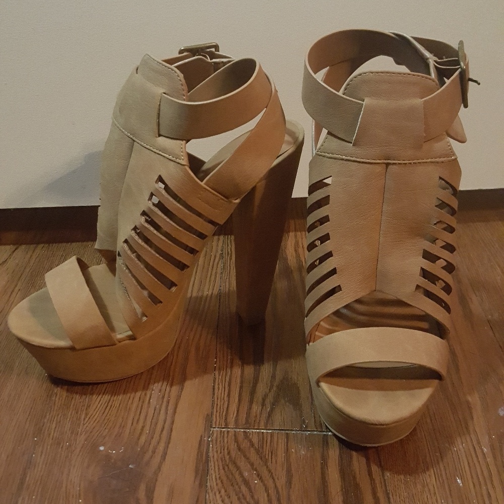 Light Tan Heels